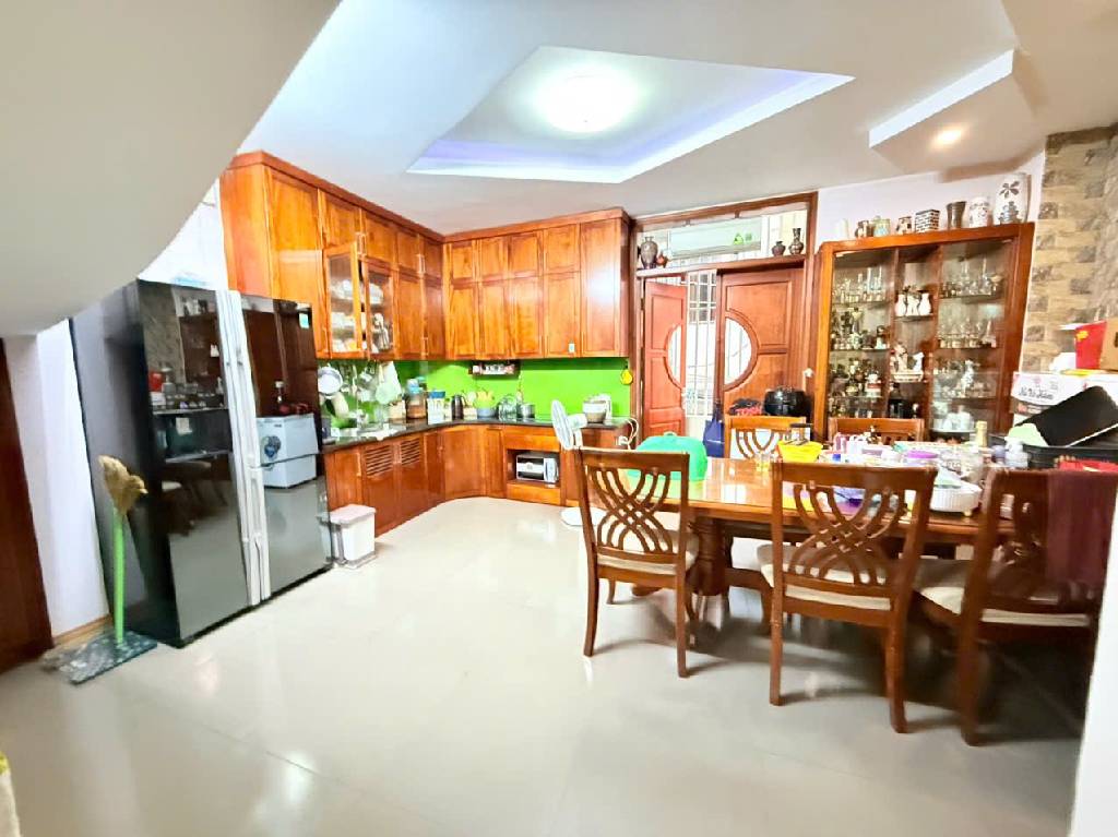 Bán nhà Vũ Trọng Phụng - diện tích 70m2 5 tầng - Lô góc, ô tô vào nhà - giá 23,5 tỷ