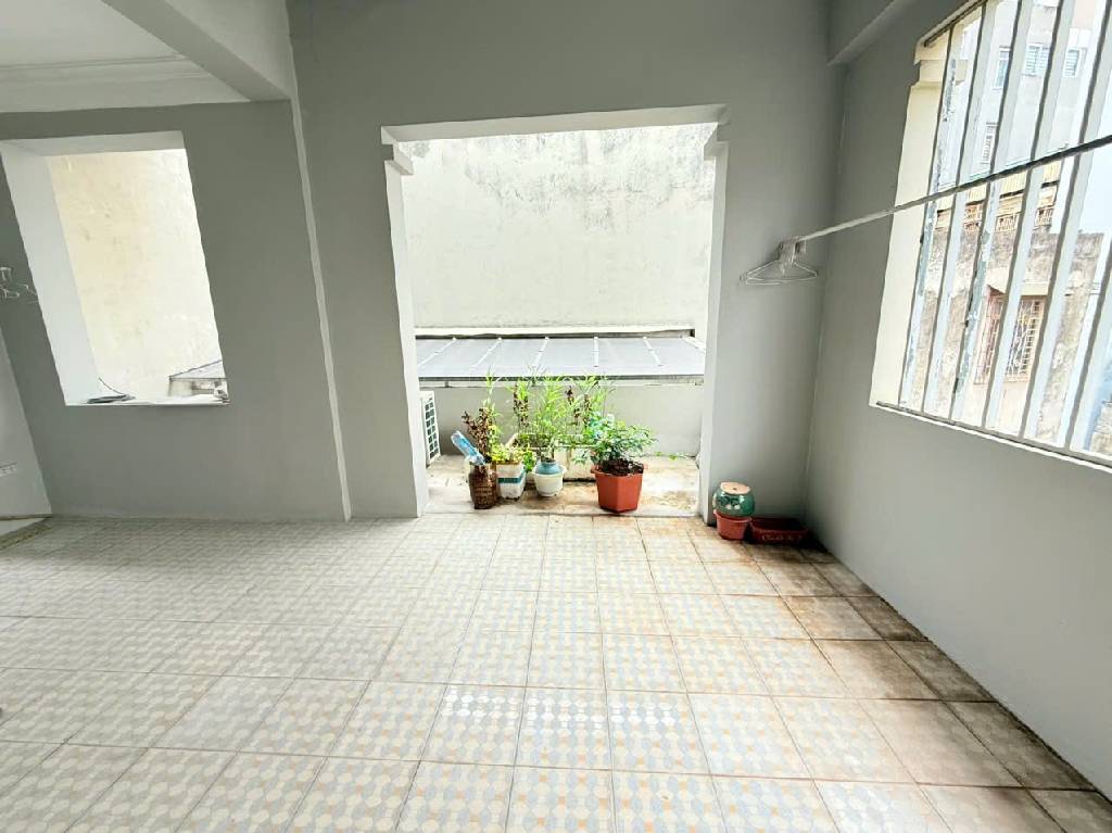 Bán nhà Vũ Trọng Phụng - diện tích 70m2 5 tầng - Lô góc, ô tô vào nhà - giá 23,5 tỷ