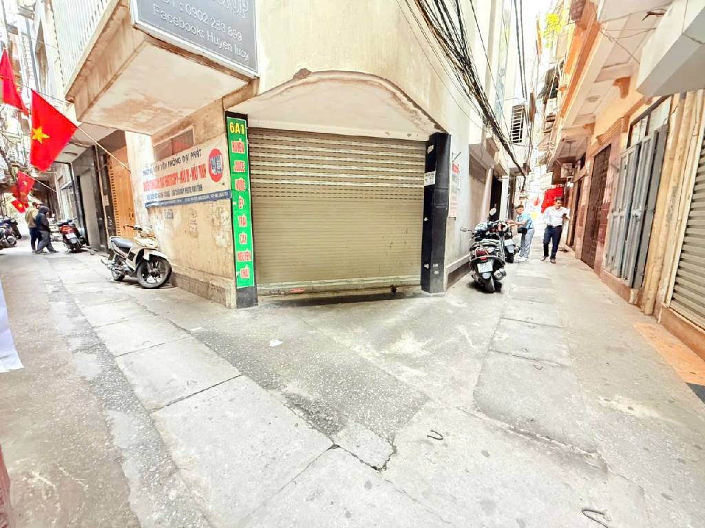 Bán nhà Vũ Trọng Phụng - diện tích 70m2 5 tầng - Lô góc, ô tô vào nhà - giá 23,5 tỷ