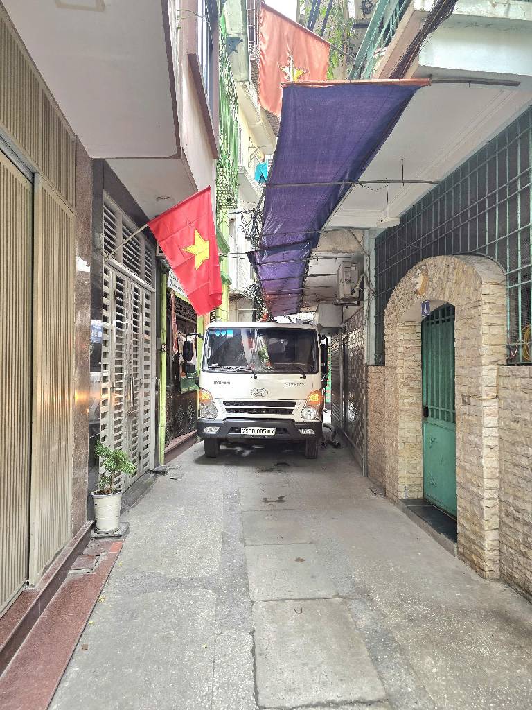 Bán nhà Vũ Trọng Phụng - diện tích 70m2 5 tầng - Lô góc, ô tô vào nhà - giá 23,5 tỷ