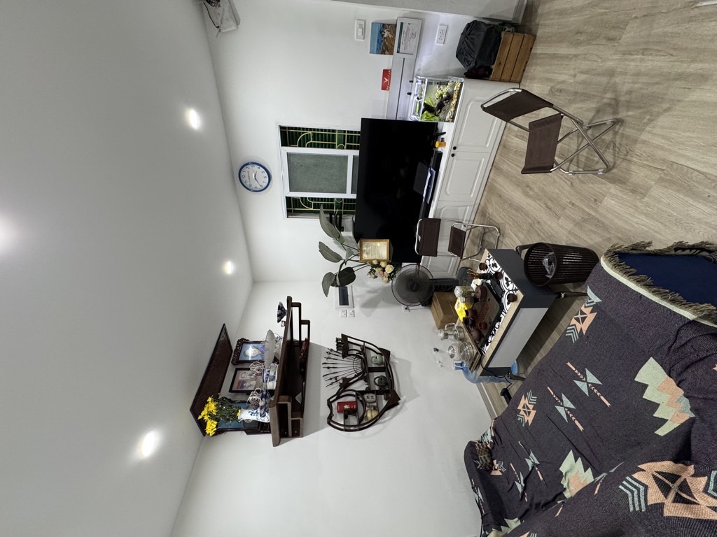 Bán nhà Quỳnh Lôi - diện tích 44,3m2 1 tầng - Ô tô tránh - giá 8,25 tỷ