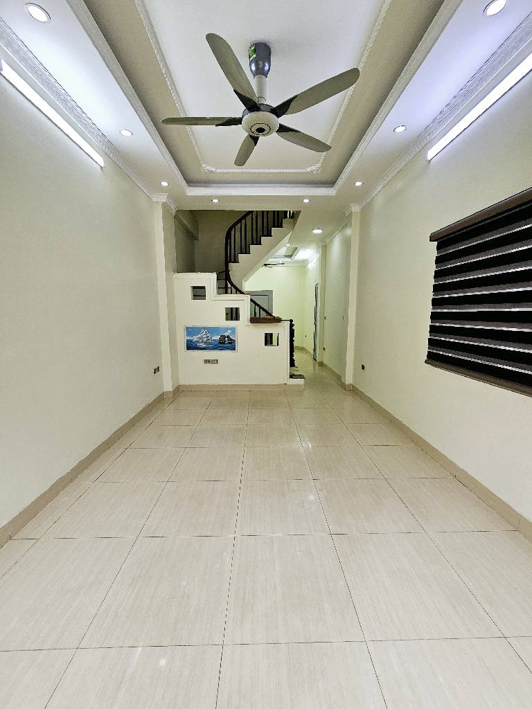 Bán nhà Ngũ Nhạc - diện tích 42m2 5 tầng - Mặt phố kinh doanh sầm uất - giá 13,8 tỷ