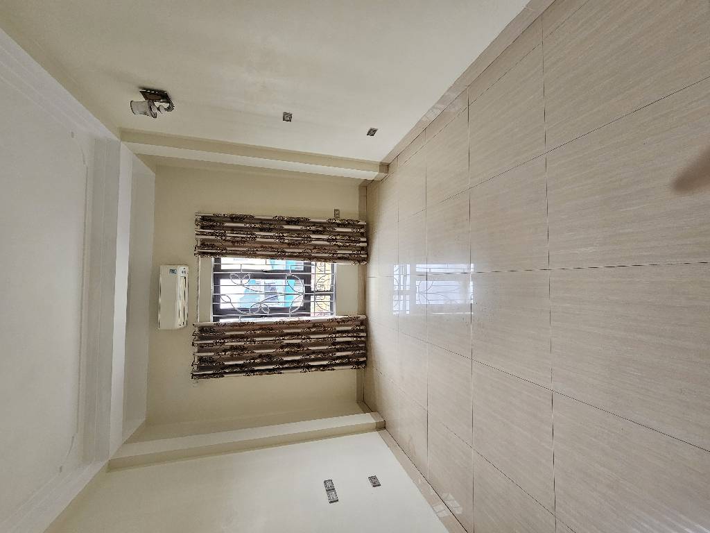 Bán nhà Ngũ Nhạc - diện tích 42m2 5 tầng - Mặt phố kinh doanh sầm uất - giá 13,8 tỷ