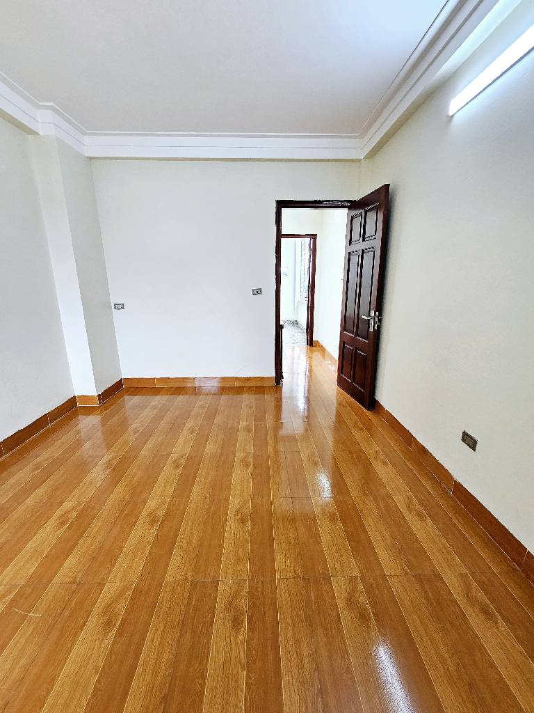 Bán nhà Ngũ Nhạc - diện tích 42m2 5 tầng - Mặt phố kinh doanh sầm uất - giá 13,8 tỷ