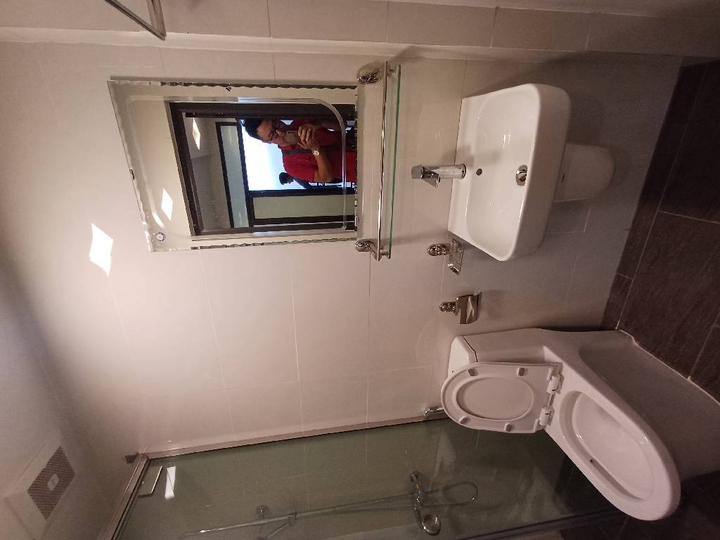 Bán nhà Cát Linh - diện tích 21m2 3 tầng - Nhà mới đẹp, ngõ đẹp - giá 5,8 tỷ