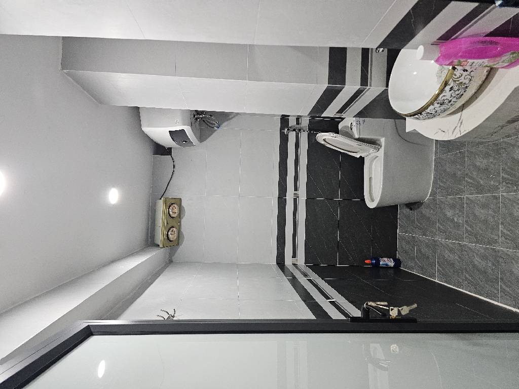 Bán nhà Dương Văn Bé - diện tích 40,6m2 1 tầng - Nhà tập thể, đủ công năng - giá 8,6 tỷ