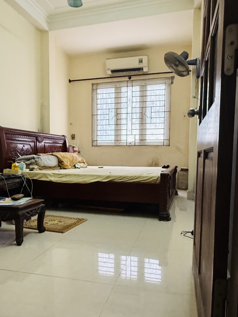 Bán nhà Ngõ Thổ Quan - diện tích 34.1m2 4 tầng - Ô TÔ - giá 9,5 tỷ