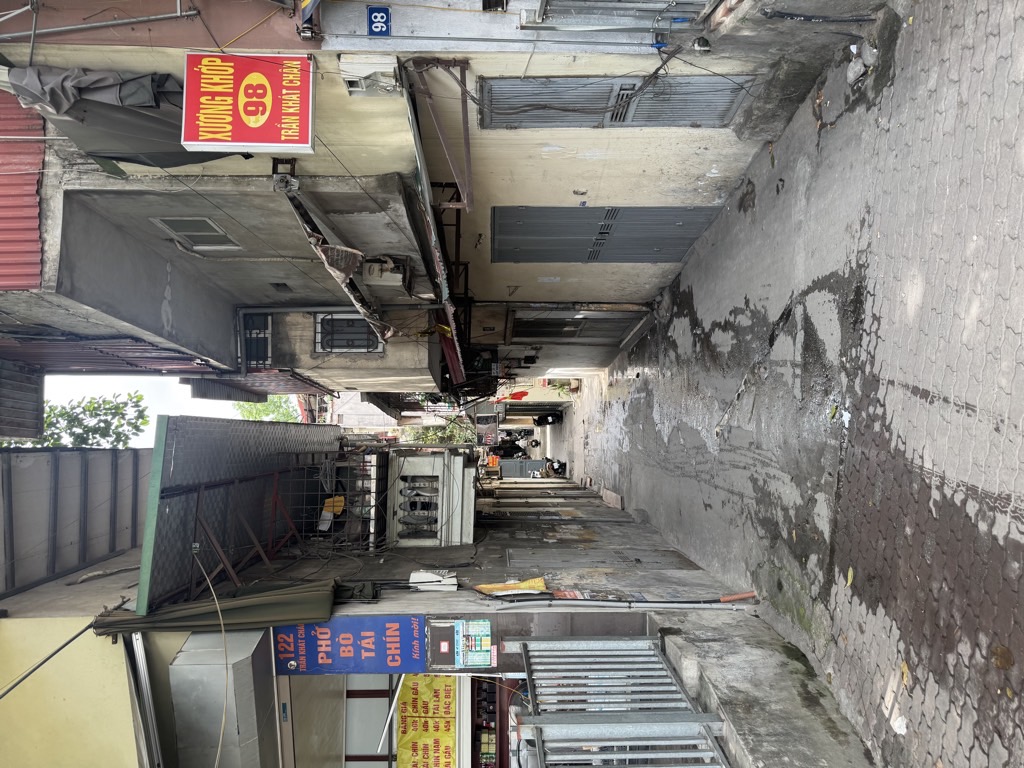 Bán nhà Nguyễn Cao - diện tích 42.7m2 3 tầng - Ô tô cách nhà 10 mét - giá 13,2 tỷ