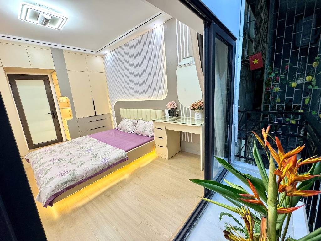 Bán nhà Khâm Thiên - Xã Đàn - Lê Duẩn - 24.7m2 4 tầng - gần phố - giá 5,85 tỷ