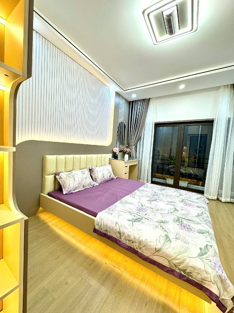 Bán nhà Khâm Thiên - Xã Đàn - Lê Duẩn - 24.7m2 4 tầng - gần phố - giá 5,85 tỷ