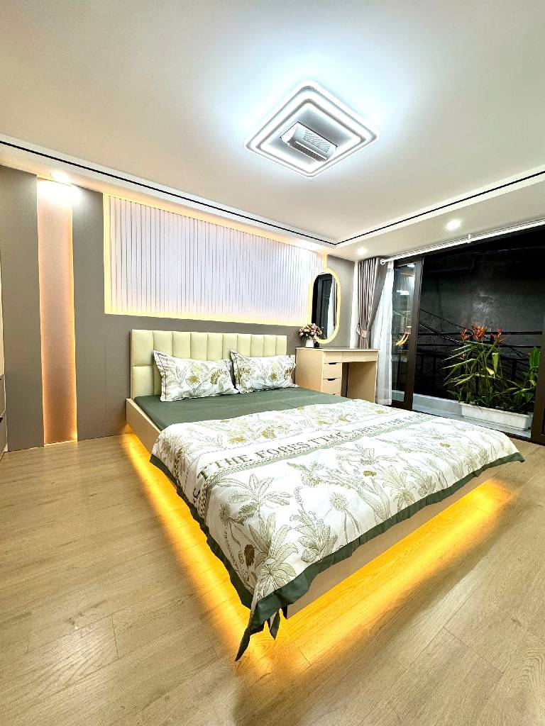Bán nhà Khâm Thiên - Xã Đàn - Lê Duẩn - 24.7m2 4 tầng - gần phố - giá 5,85 tỷ