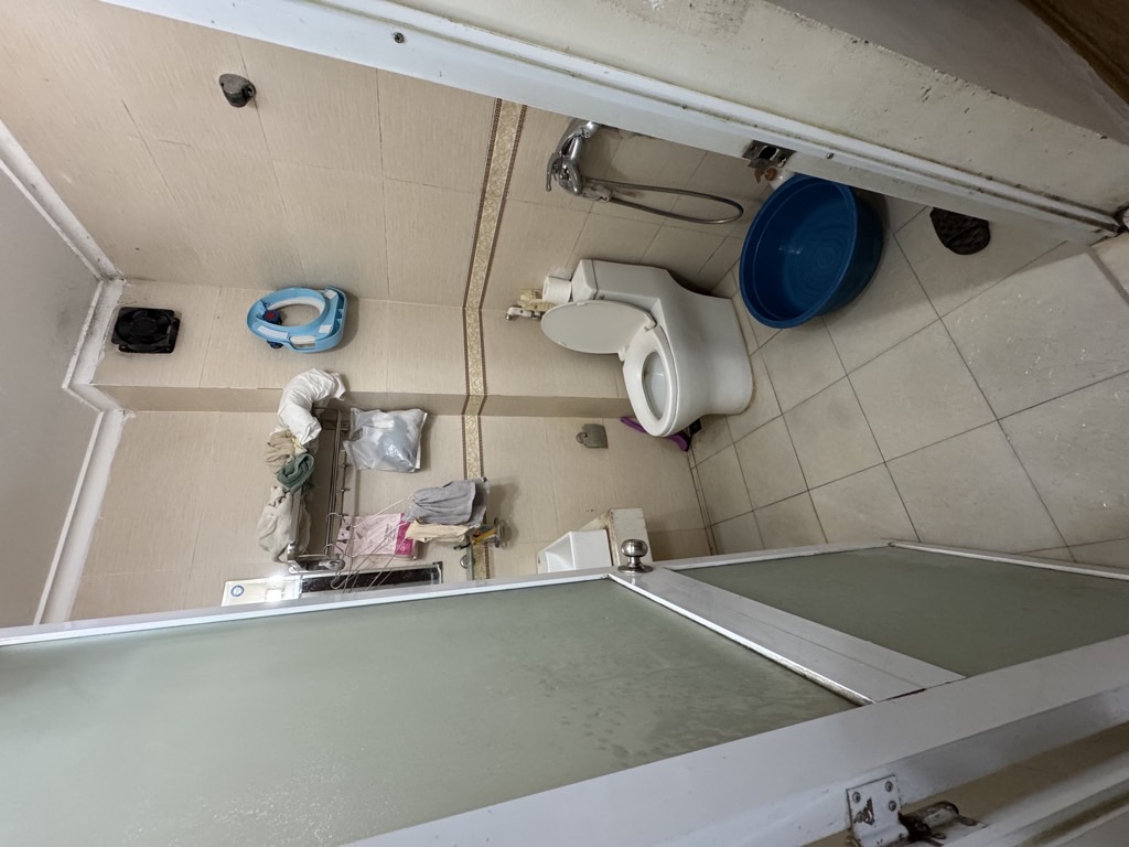 Bán nhà Hoàng Mai - diện tích 32,3m2 5 tầng - Đầu ngõ 169 Hoàng Mai - giá 7,2 tỷ