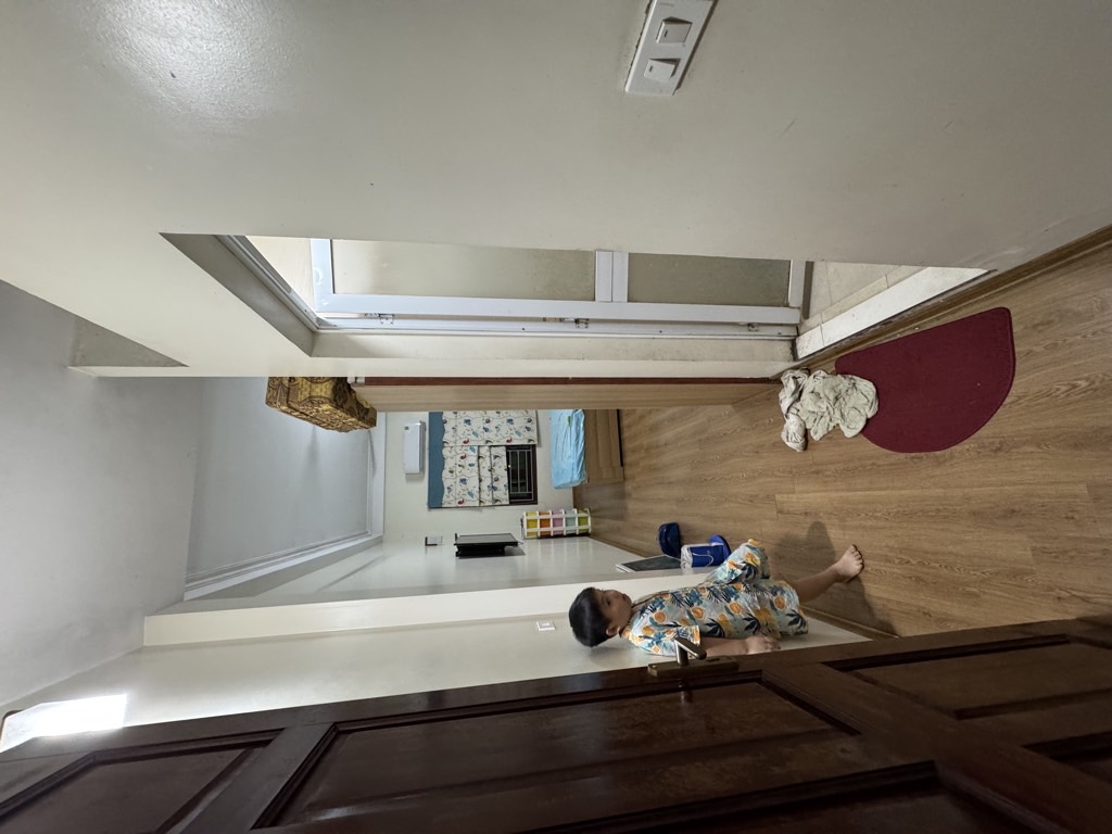 Bán nhà Hoàng Mai - diện tích 32,3m2 5 tầng - Đầu ngõ 169 Hoàng Mai - giá 7,2 tỷ