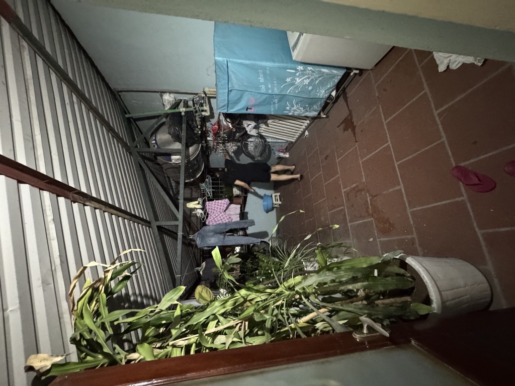 Bán nhà Hoàng Mai - diện tích 32,3m2 5 tầng - Đầu ngõ 169 Hoàng Mai - giá 7,2 tỷ