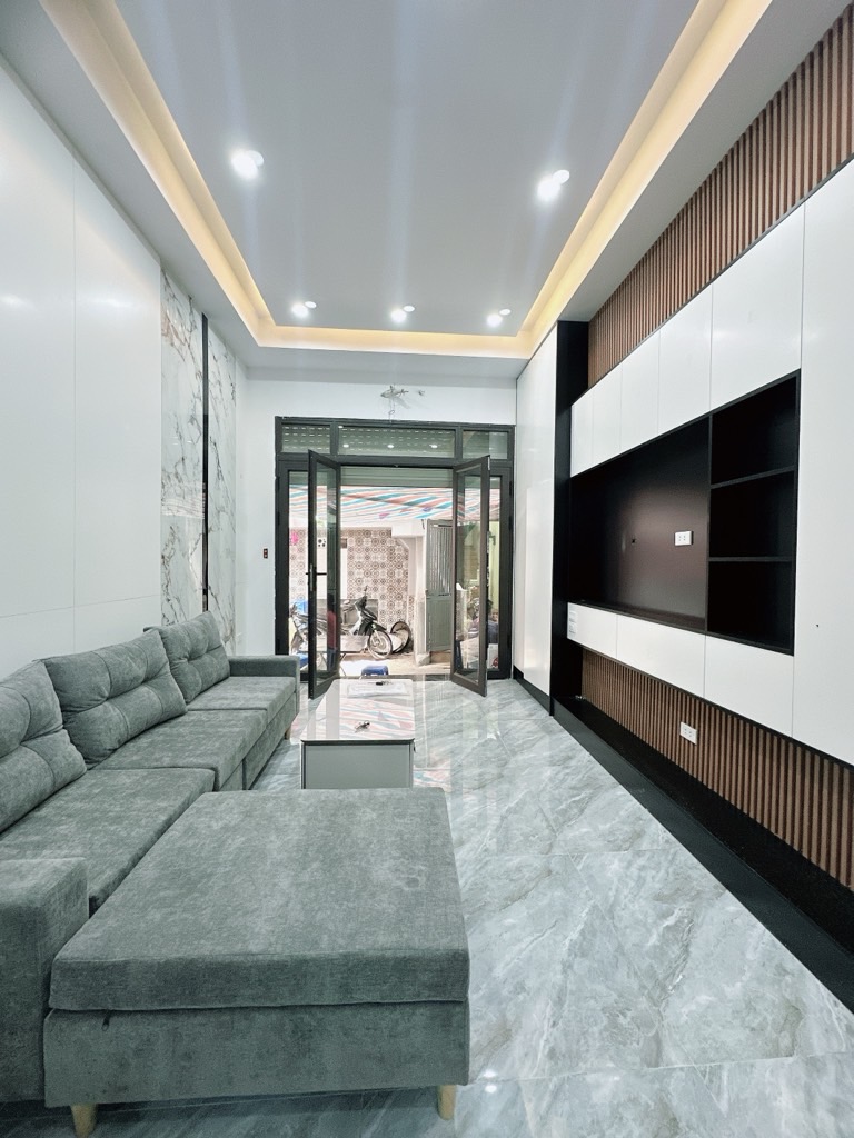 Bán nhà  Bạch Mai - Đại La - Minh Khai  - 33m2 4 tầng - dòng tiền cho thuê ổn định - giá nhỉnh 7 tỷ