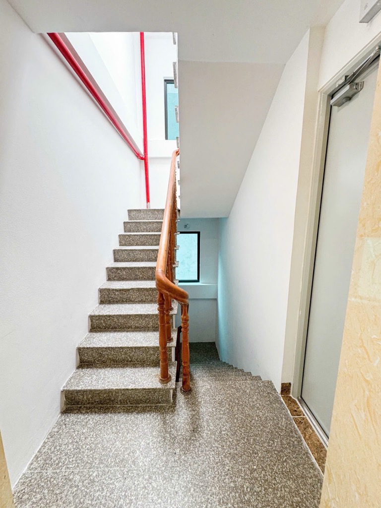 Bán nhà Nguyễn Trãi - diện tích 88m2 5 tầng - Thang máy - giá 17,4 tỷ