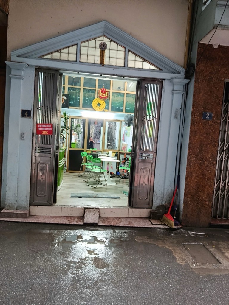 Bán nhà Chính Kinh - diện tích 26m2 3 tầng - Kinh doanh ô tô, 70m ra phố lớn - giá 10 tỷ