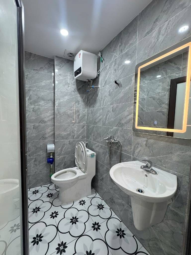 Bán nhà Phương Liệt - diện tích 73.3m2 8 tầng - Thang máy, ô tô 25m - giá 18,8 tỷ