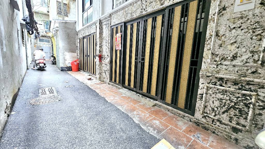 Bán nhà Phương Liệt - diện tích 73.3m2 8 tầng - Thang máy, ô tô 25m - giá 18,8 tỷ