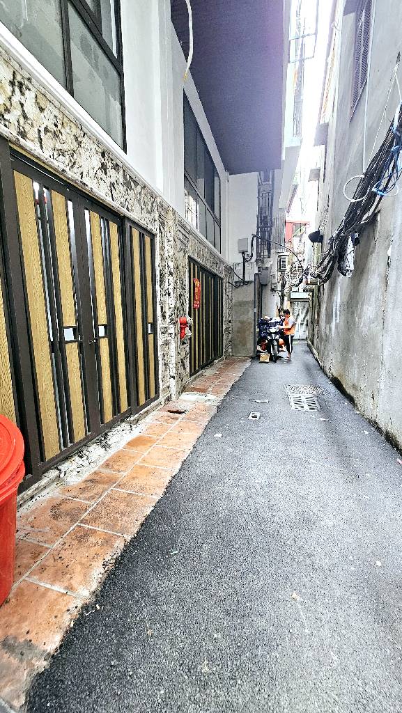 Bán nhà Phương Liệt - diện tích 73.3m2 8 tầng - Thang máy, ô tô 25m - giá 18,8 tỷ