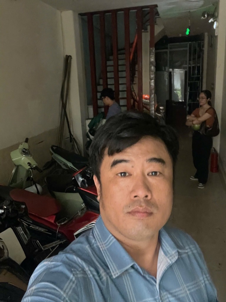 Bán nhà Hoàng Văn Thái - diện tích 68.8m2 6 tầng - Ô TÔ TRÁNH NHAU - giá 17,9 tỷ