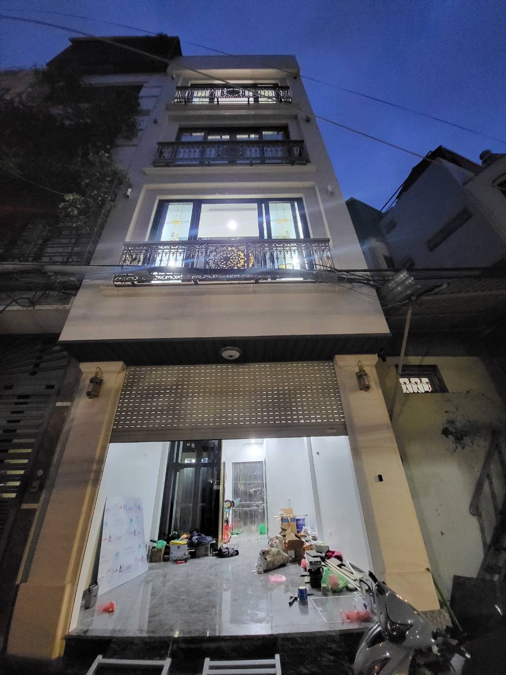 Bán nhà Hồng Mai - diện tích 34,9m2 6 tầng - Ô TÔ TRÁNH - giá 16,8 tỷ