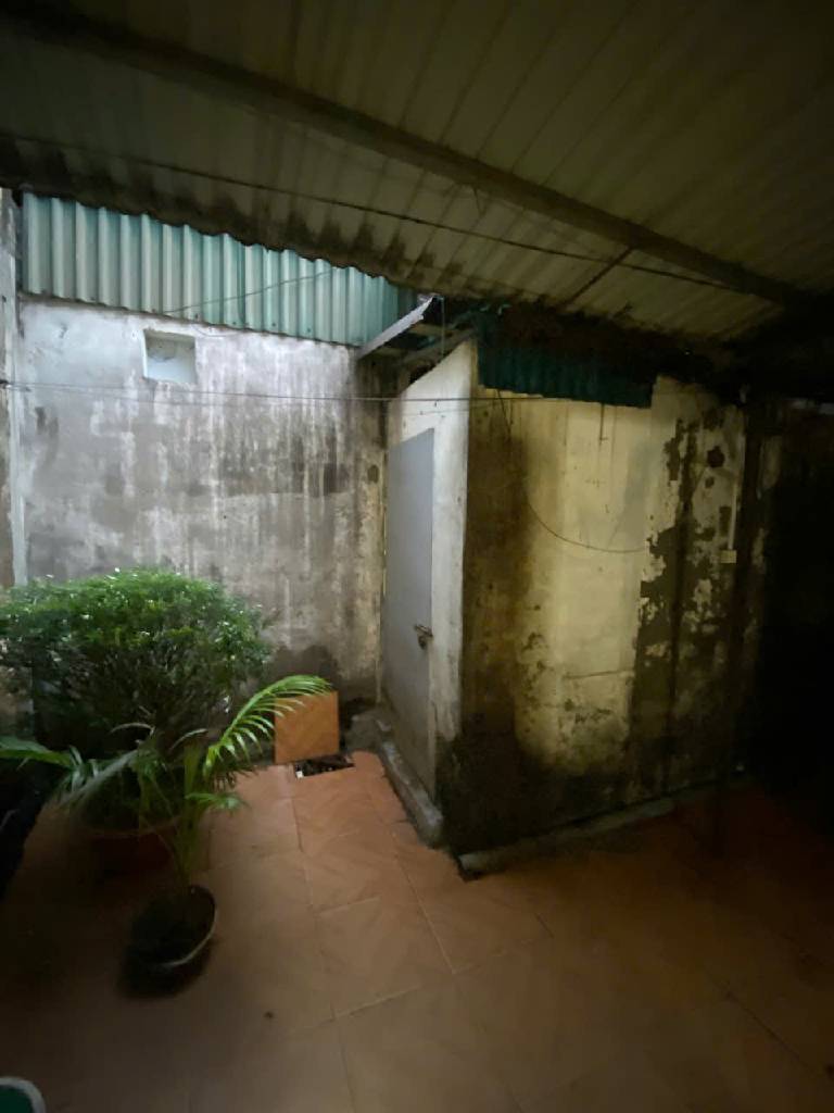 Bán nhà Mai Động - diện tích 42.8m2 1 tầng - Mặt ngõ to hơn phố - giá 15,8 tỷ