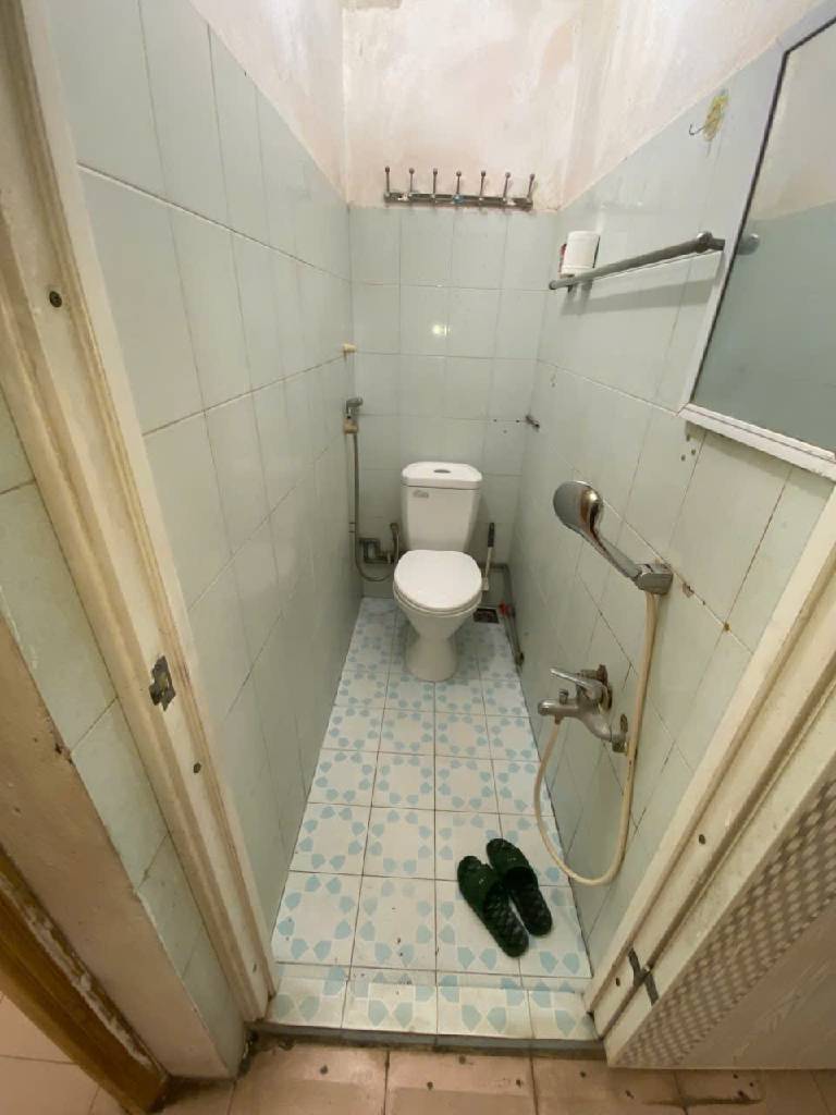 Bán nhà Mai Động - diện tích 42.8m2 1 tầng - Mặt ngõ to hơn phố - giá 15,8 tỷ