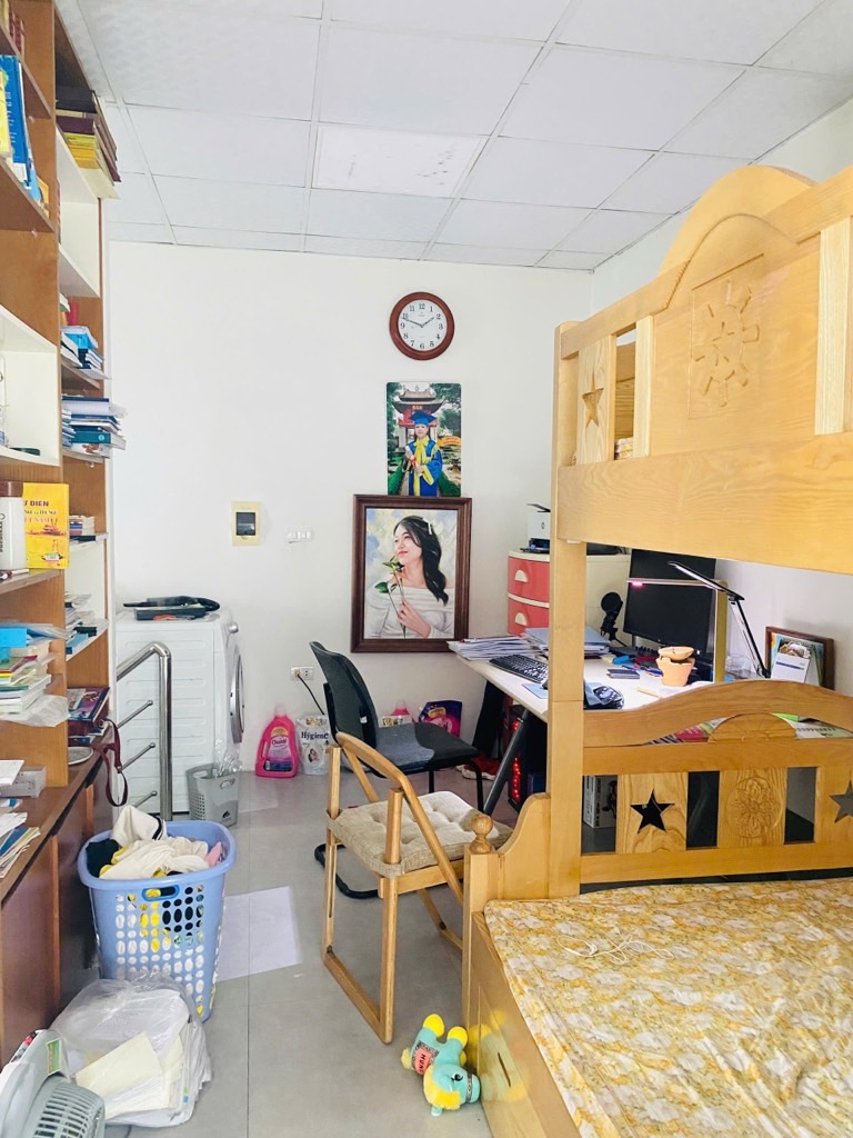 Bán nhà Đại La - diện tích 37.2m2 3 tầng - Ngõ thông, thoáng - giá 8,5 tỷ