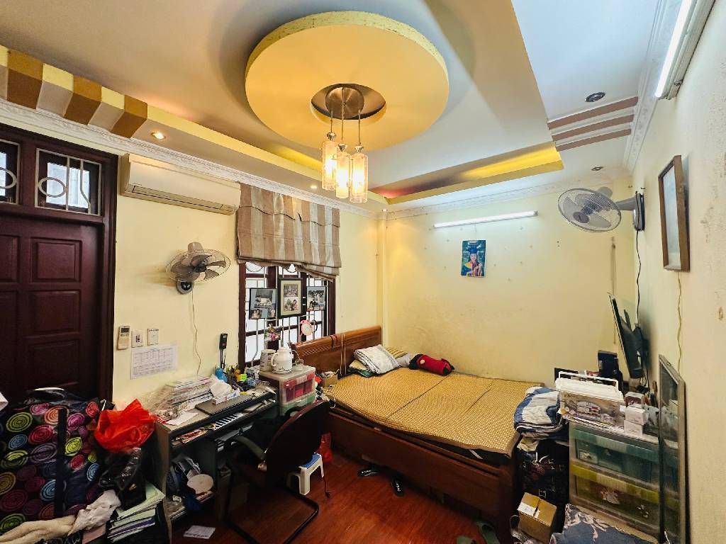 Bán nhà Tây Sơn - Chùa Bộc - Thái Hà - 34.3m2 5 tầng - 30m ô tô đỗ - giá nhỉnh 8 tỷ