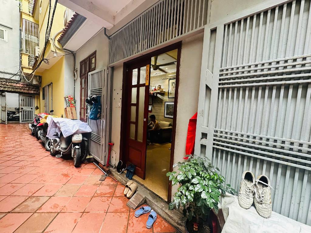 Bán nhà Tây Sơn - Chùa Bộc - Thái Hà - 34.3m2 5 tầng - 30m ô tô đỗ - giá nhỉnh 8 tỷ