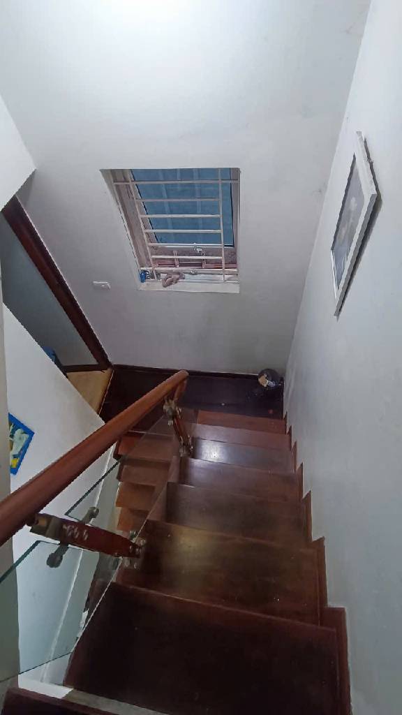 Bán nhà Trần Quý Cáp - diện tích 26m2 4 tầng - LÔ GÓC 3 THOÁNG - giá 8,3 tỷ