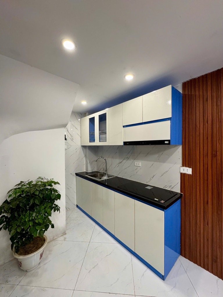 Nhỉnh 5 tỷ có nhà Bạch Mai - Phố Huế  - 24m2 5 tầng - 2 mặt thoáng