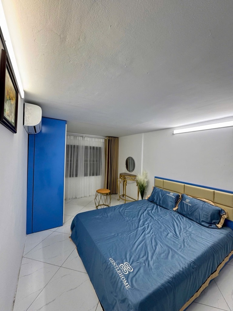 Nhỉnh 5 tỷ có nhà Bạch Mai - Phố Huế  - 24m2 5 tầng - 2 mặt thoáng