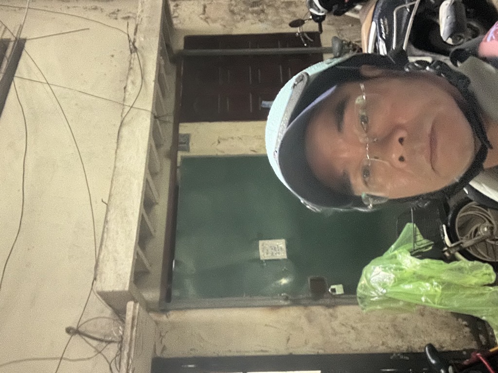 Bán nhà Đồng Nhân - diện tích 48m2 3 tầng - Ngõ thông, mặt tiền rộng - giá 12,5 tỷ