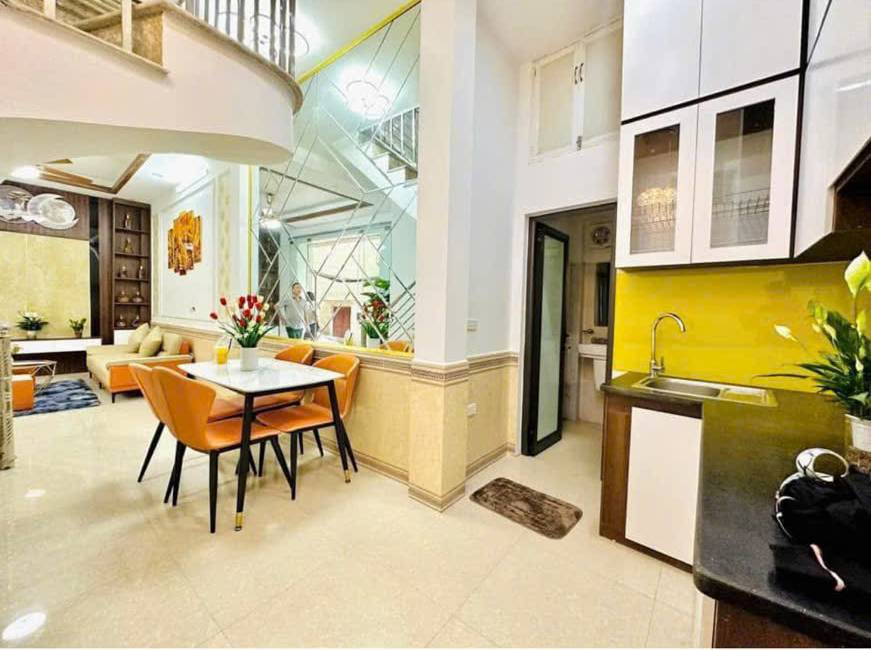 Bán nhà Trần Khát Chân - Lương Yên - Lãng Yên  - 43m2 4 tầng - mặt tiền rộng - nhỉnh 7,5 tỷ