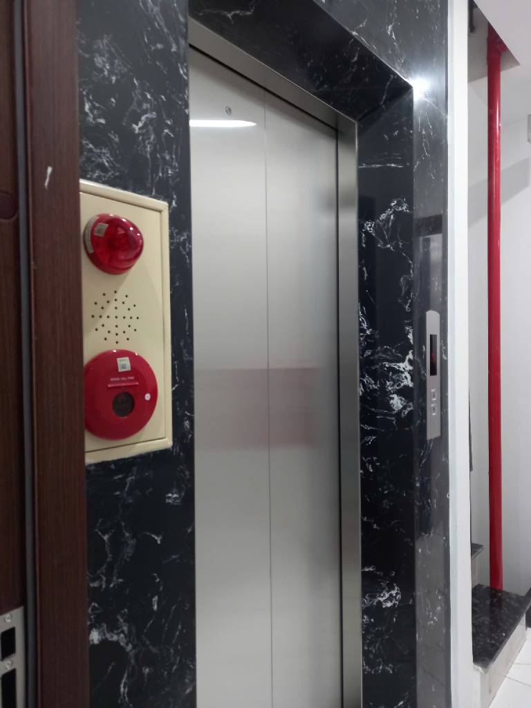 Bán nhà Khương Trung - diện tích 77m2 6 tầng - GẦN ÔTÔ - THANG MÁY - NHÀ ĐẸP - giá 15 tỷ