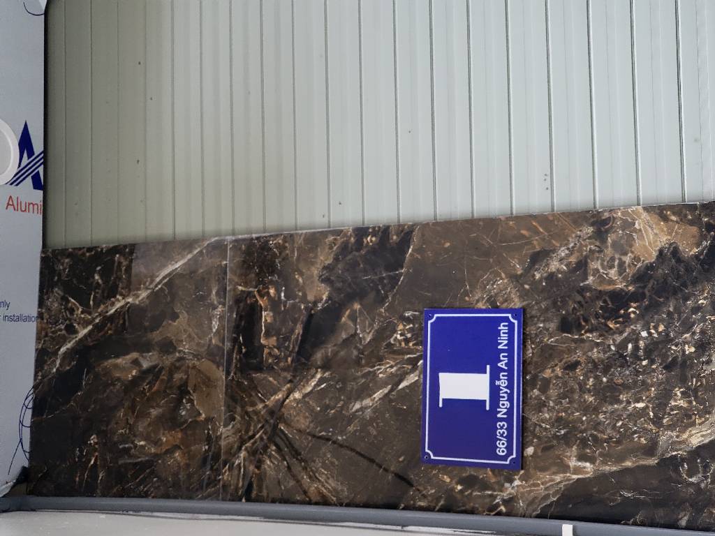 Bán nhà Trương Định - diện tích 53,3m2 5 tầng - Ô TÔ ĐỖ GẦN - giá 13,5 tỷ