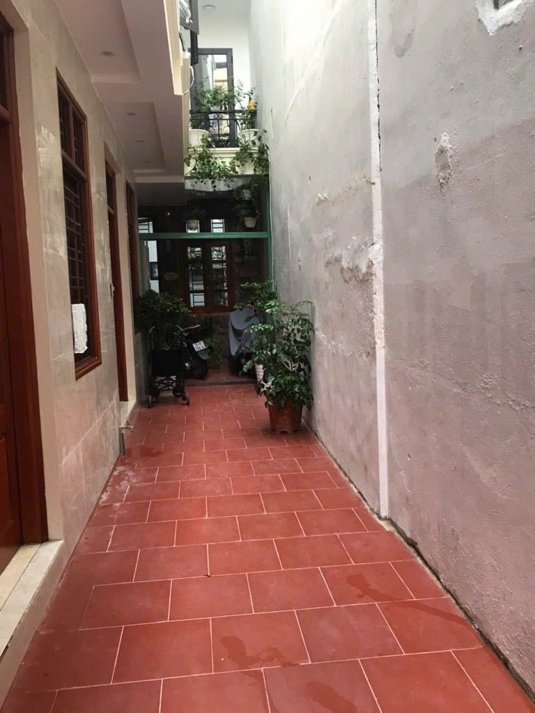 Bán nhà Trương Định - diện tích 38.2m2 7 tầng - 10 phòng cho thuê - giá 9,6 tỷ