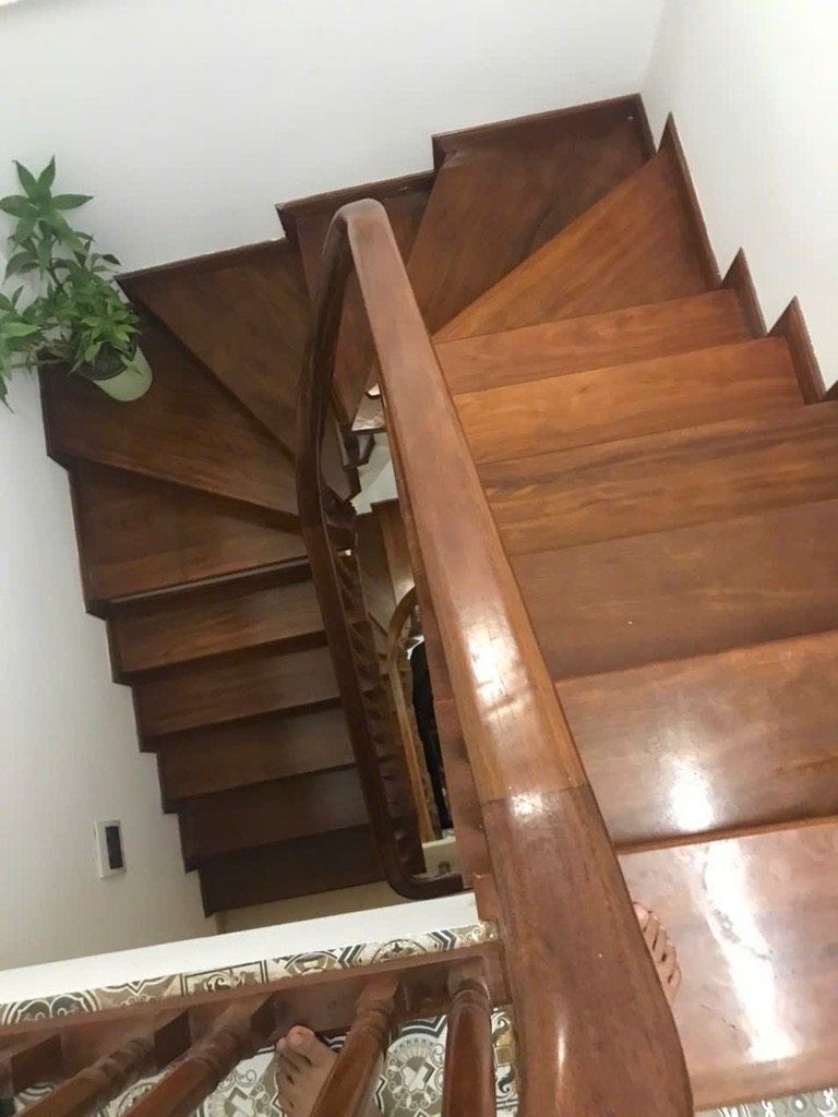 Bán nhà Trương Định - diện tích 38.2m2 7 tầng - 10 phòng cho thuê - giá 9,6 tỷ