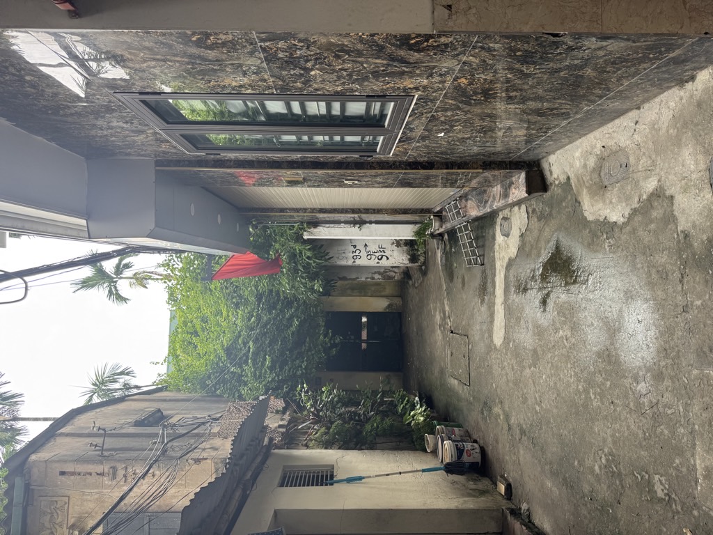 Bán nhà Trương Định - diện tích 38.2m2 7 tầng - 10 phòng cho thuê - giá 9,6 tỷ