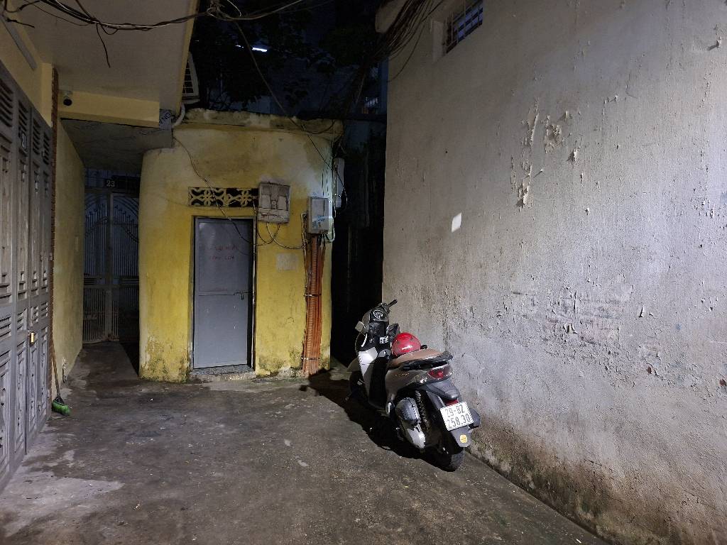 Bán nhà Ngõ Văn Hương - diện tích 45.2m2 1 tầng - Mảnh đất đẹp mặt tiền rộng - giá 7,3 tỷ