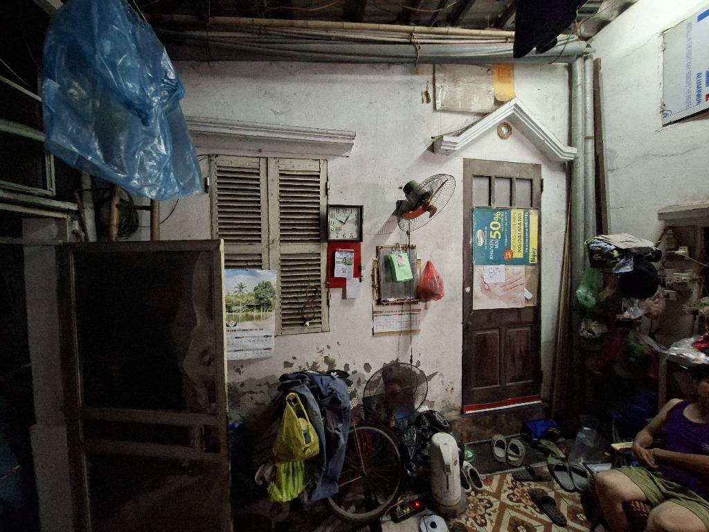 Bán nhà Ngõ Văn Hương - diện tích 45.2m2 1 tầng - Mảnh đất đẹp mặt tiền rộng - giá 7,3 tỷ