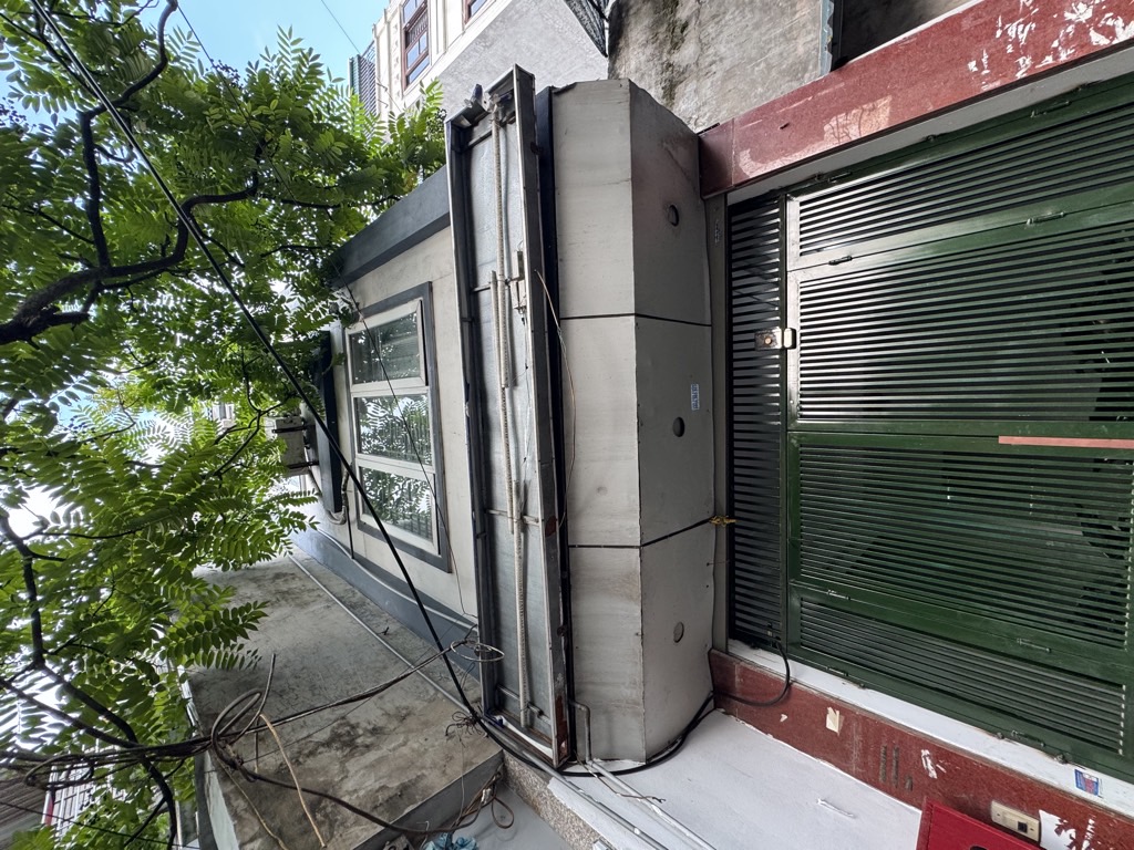 Bán nhà Vũ Tông Phan - diện tích 45.4m2 5 tầng - ô tô tránh - giá 11,5 tỷ