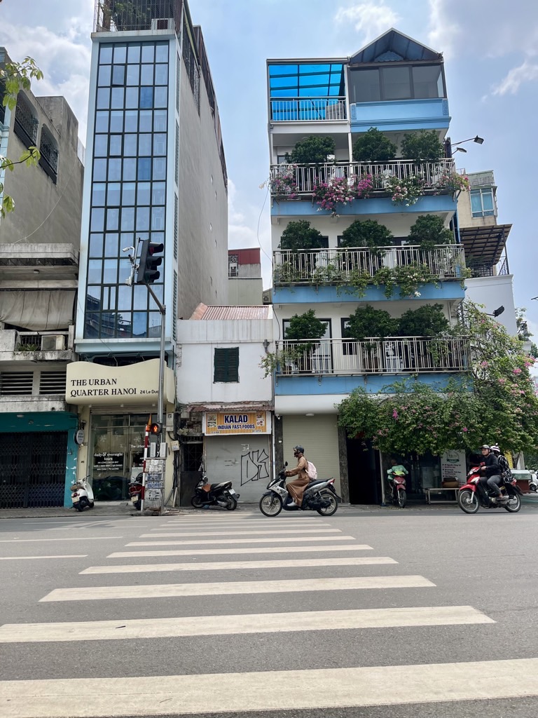 Bán nhà Lê Duẩn - diện tích 43m2 1 tầng - Cực đẹp gần Văn Miếu - giá 20 tỷ