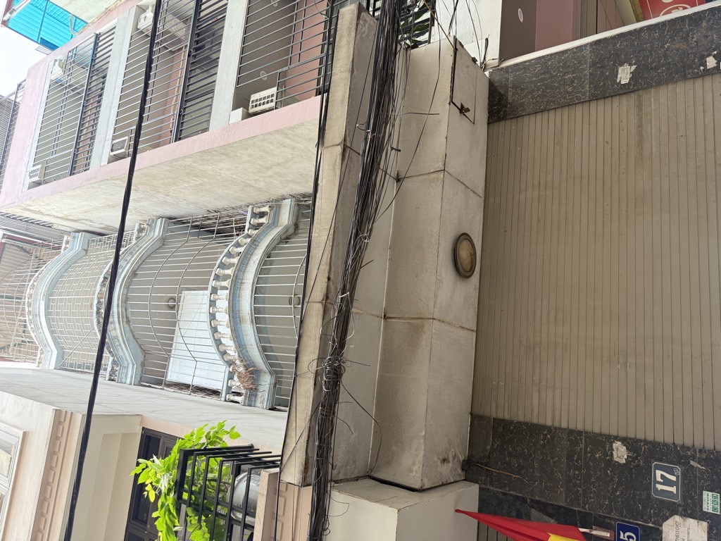 Bán nhà Nguyễn Xiển - diện tích 61m2 5 tầng - Ô tô tránh nhau, đỗ cửa ngày đêm - giá 19,8 tỷ