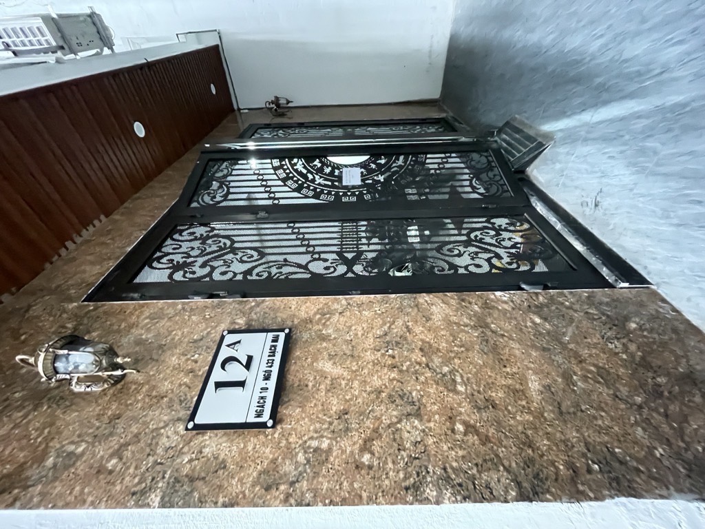 Bán nhà Bạch Mai - diện tích 63m2 5 tầng - SIÊU PHẨM CCMN - giá 17,9 tỷ