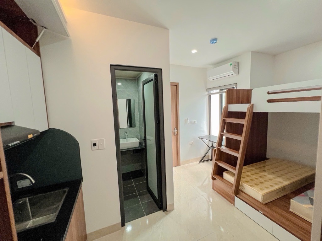 Bán nhà Bạch Mai - diện tích 63m2 5 tầng - SIÊU PHẨM CCMN - giá 17,9 tỷ