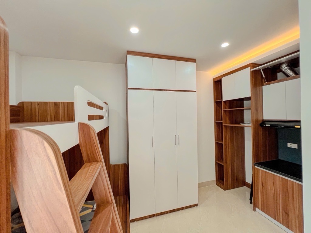 Bán nhà Bạch Mai - diện tích 63m2 5 tầng - SIÊU PHẨM CCMN - giá 17,9 tỷ