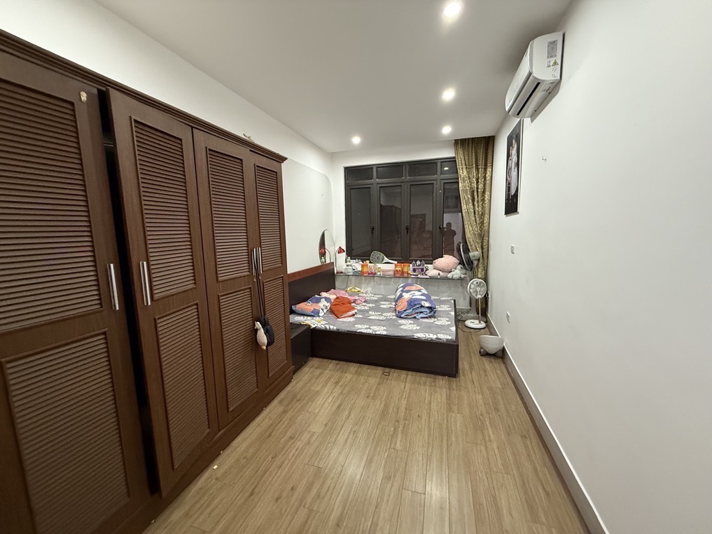 Bán nhà Khương Hạ - diện tích 54.2m2 2 tầng - Nhà 2 mặt ngõ - giá 9,5 tỷ